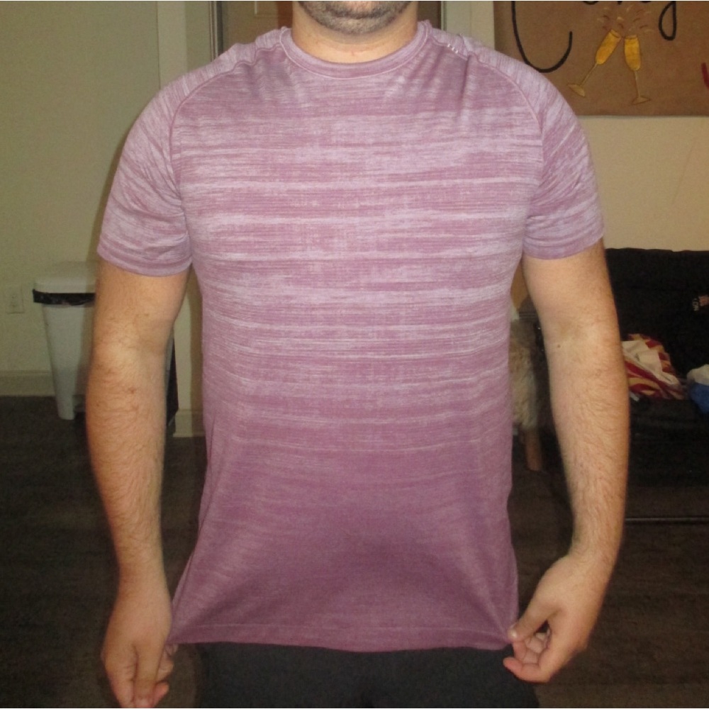Men’s Lululemon 🍋 XL T-shirt